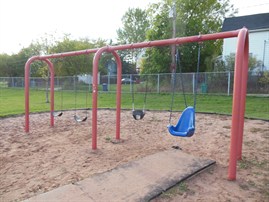 Hillsidesportcourt2012playground2 269X202