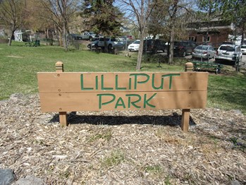 Lilliputpark2015sign WEB 349X262