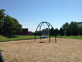 Centralhillsidepark2016playground2