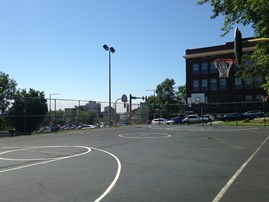 Centralhillsidepark2016sportcourts