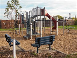 Washingtonpark2012playground1 269X202